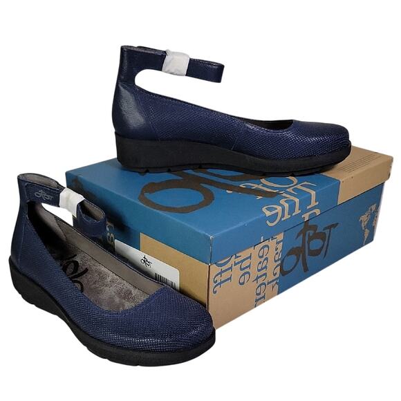 OTBT Shoes - OTBT New Blue Scamper Leather Ankle Strap Low Wedge Shoes Womens Size 7.5 NEW